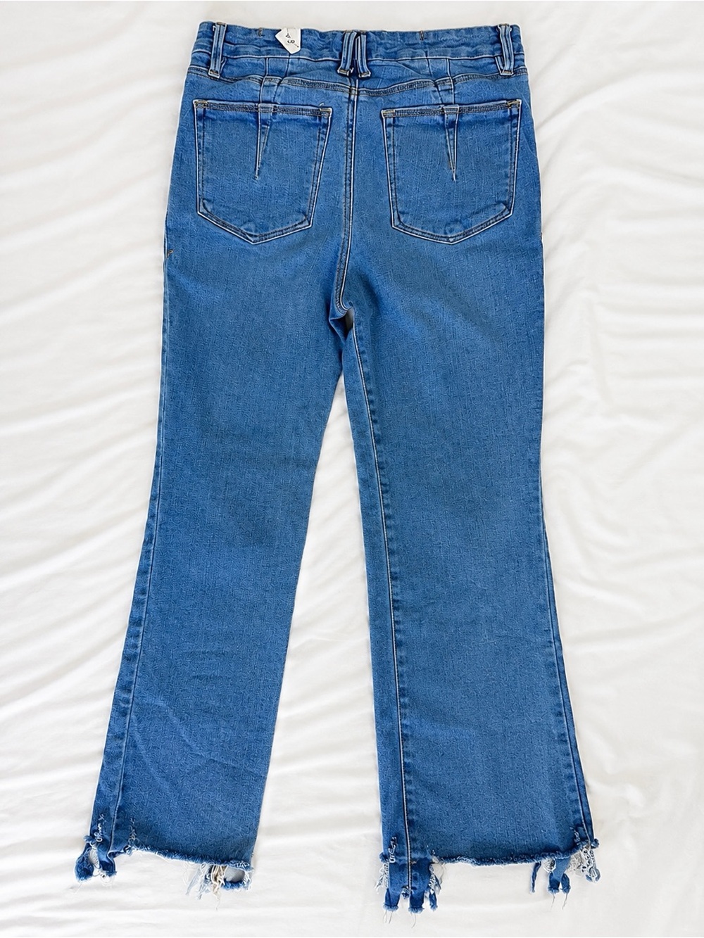 Good American Light Wash Straight Leg Jeans Raw Hem Size 0/25 - Picture 4 of 6